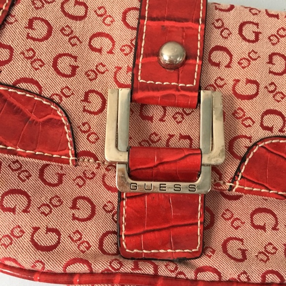 Guess mini shoulder bag - Picture 2 of 3